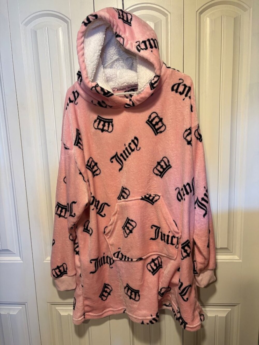 Juicy Couture Sleepwear Pink Velour Fleece Pullover Robe  Pajama Top Hood L/XL